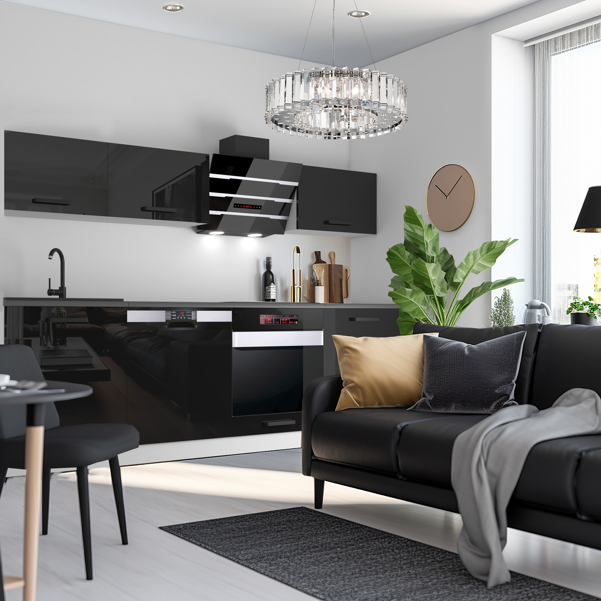 Schwarze Hochglanzküche mit Sofa und Kristalllampe